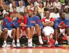 爱游戏正版-风云突变！底特律活塞转会期再遭质疑；德国杯版图或变；气氛紧张；纪律约束更严格的简单介绍