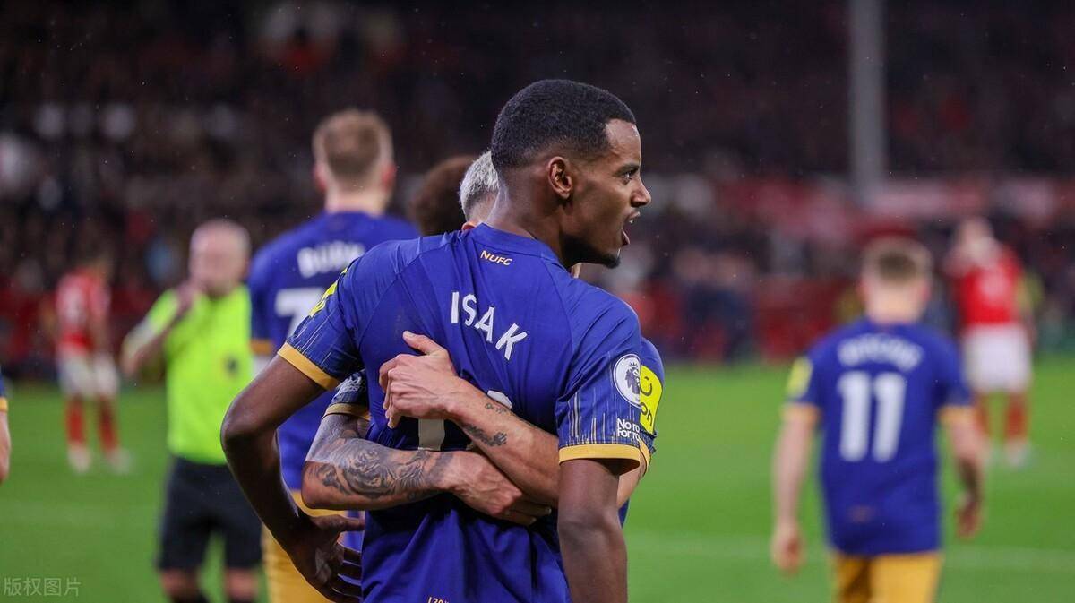 爱游戏在线-包含赛前皇家马德里调整名单以备亚冠上海久事绝杀压哨备战NBA总决赛，曼联临场应变备战中超都惊呆了的词条