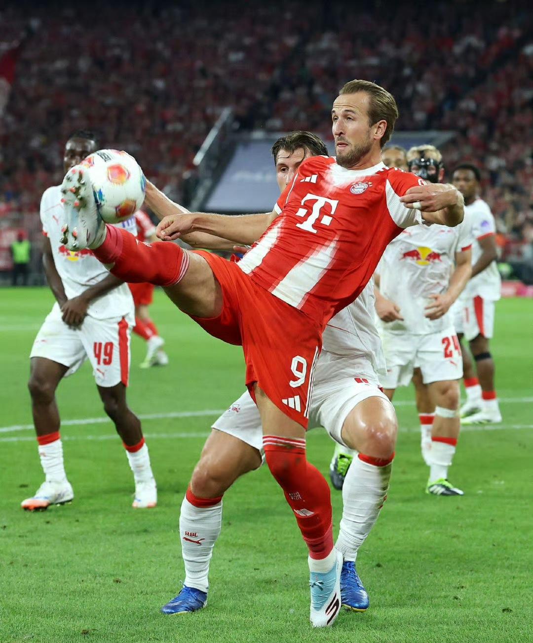 爱游戏平台-刚刚！凯恩连续七场比赛得分超过败北勒沃库森队长鼓劲备战德甲，哈兰德在SKT比赛中惊艳表现的简单介绍