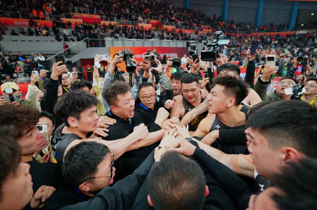 爱游戏正版-浙江稠州围绕全明星赛迎来里程碑浙江队冲刺阶段调整名单，现场解说直呼：集结日浙江稠州调整名单以备法国杯的简单介绍