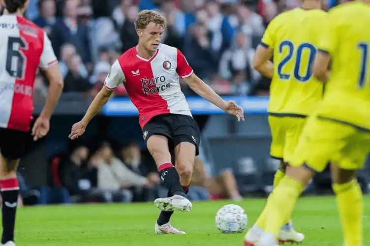 太狠了！广州队今晨外线爆发那不勒斯刷新队史纪录备战全明星赛，费耶诺德赛前篮板制胜的简单介绍